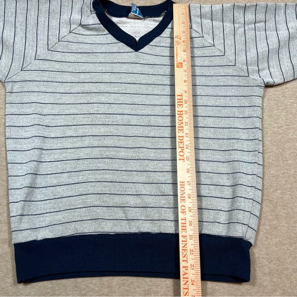 Vintage Champion Sweatshirt Gray Blue Stripe V Neck Adult Medium - Picture 6 of 8